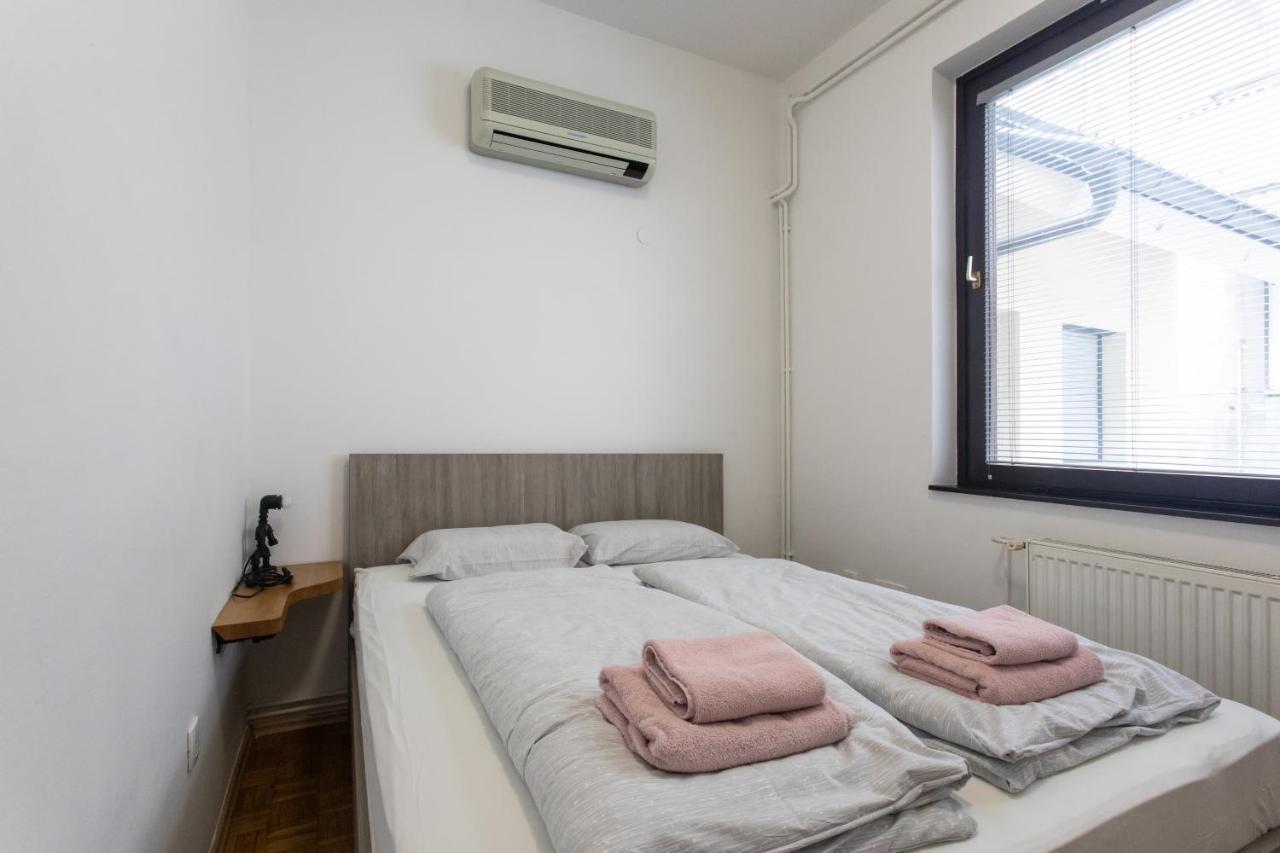 Big Pipe Apartment Любляна Екстер'єр фото