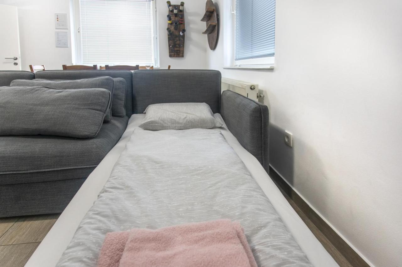 Big Pipe Apartment Любляна Екстер'єр фото