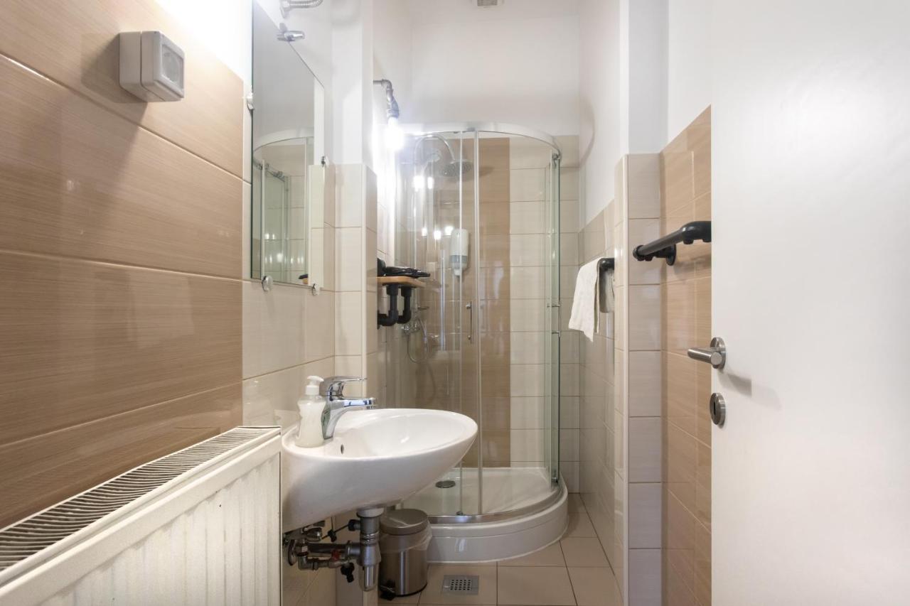 Big Pipe Apartment Любляна Екстер'єр фото