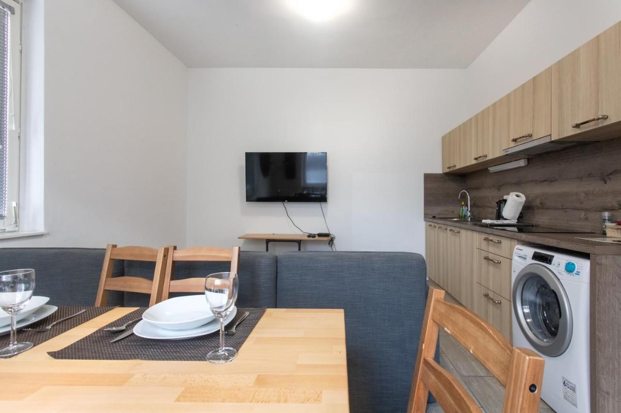Big Pipe Apartment Любляна Екстер'єр фото